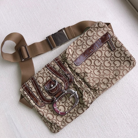 Guess Handbags - STUNNING GUESS BELT BAG